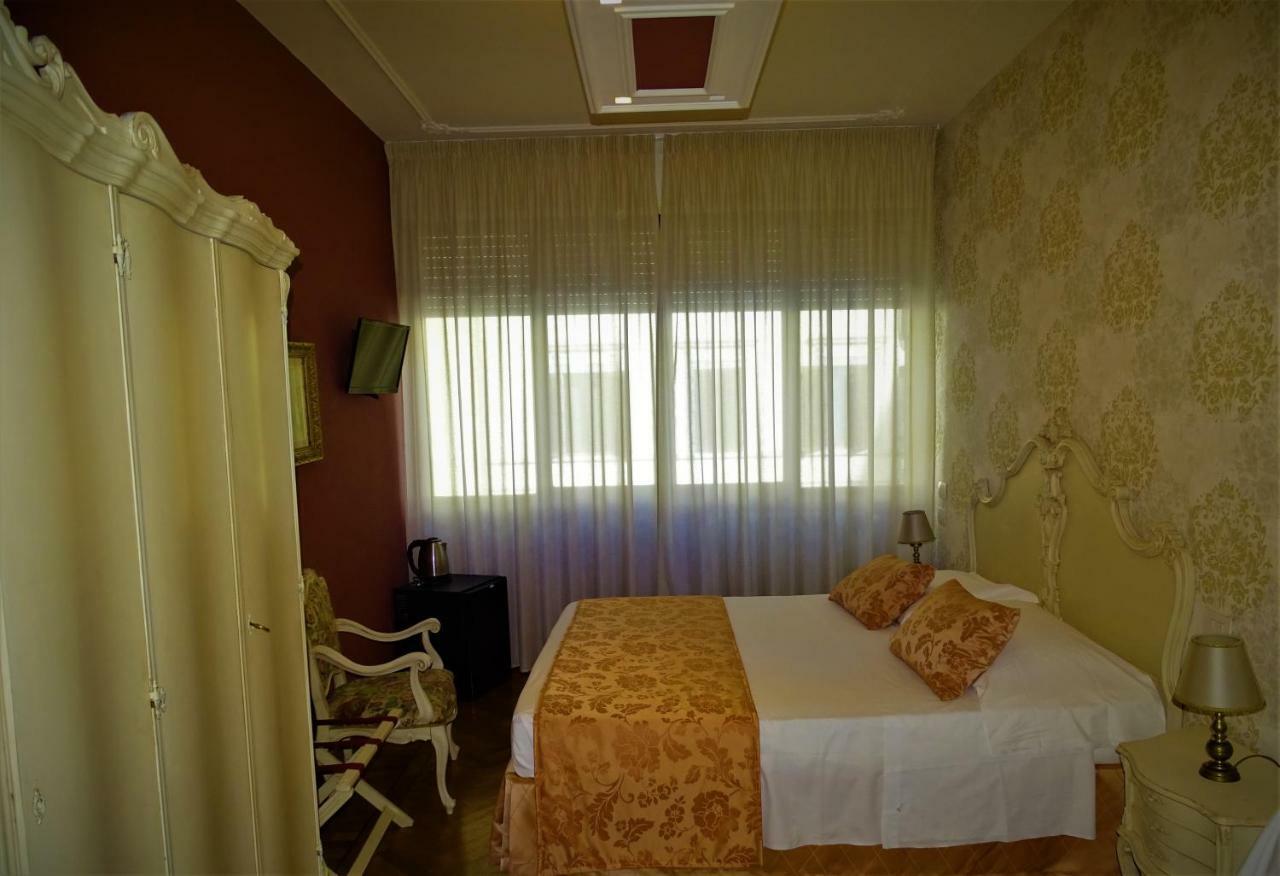 Hotel Il Granduca Firenze Bagian luar foto
