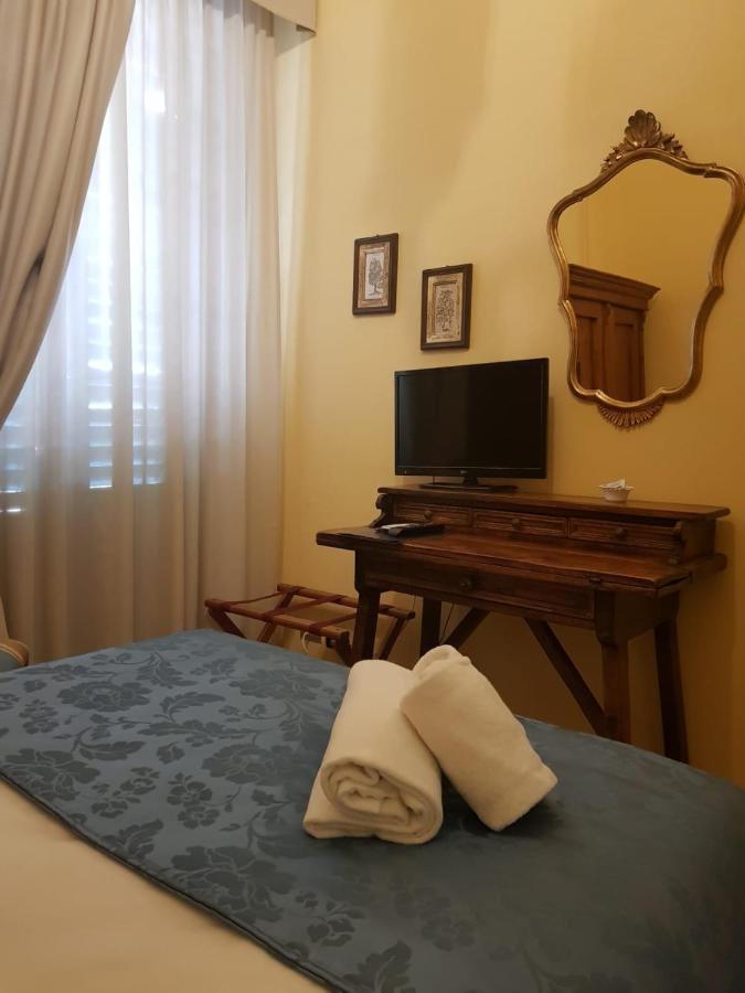 Hotel Il Granduca Firenze Bagian luar foto